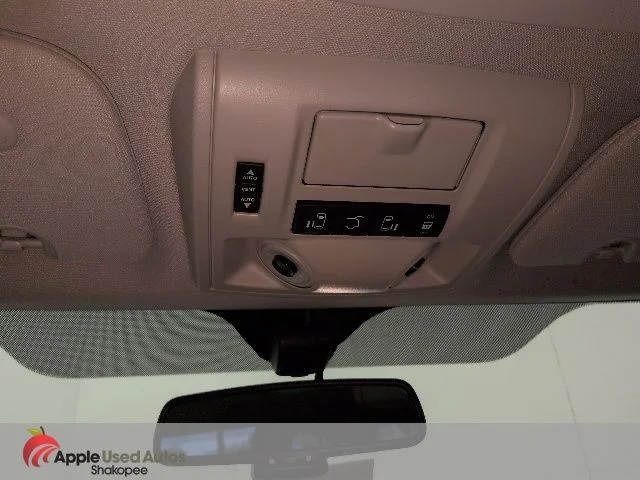 Used 2012 Black Chrysler Limited image 28
