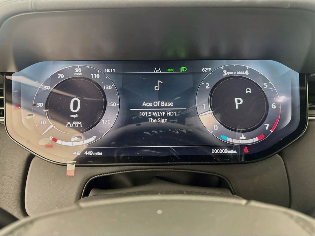 New 2026 Charente Grey Land Rover SE image 12