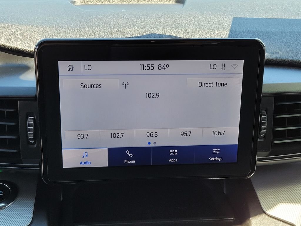 Certified Used 2020 Oxford White Ford XLT image 17