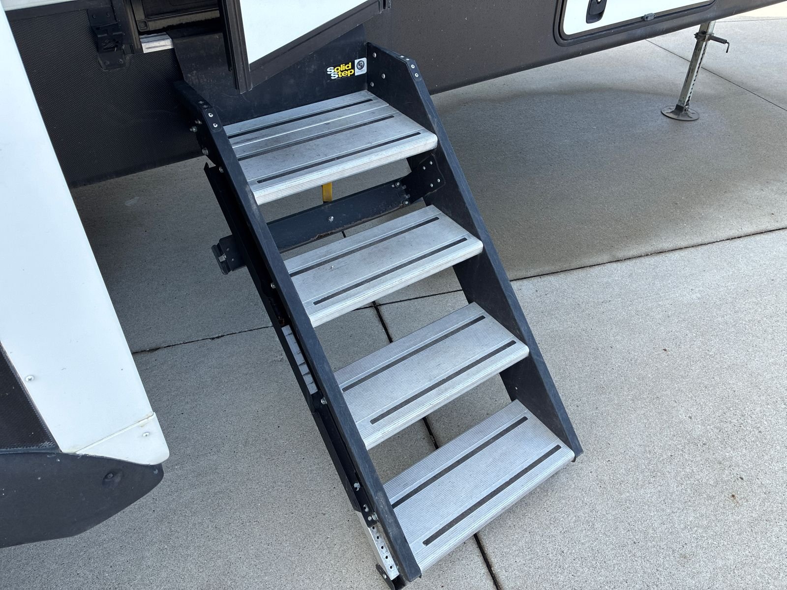 Used 2020 White DURANGO  image 43