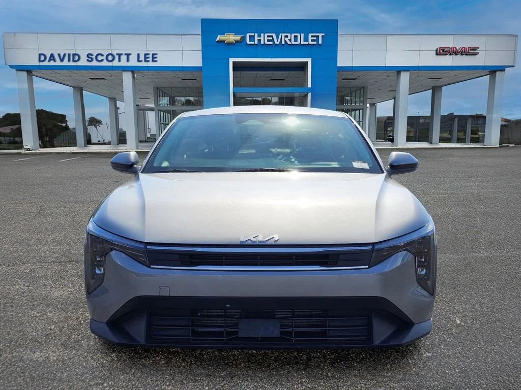Used 2025 Steel Gray Kia LXS image 2