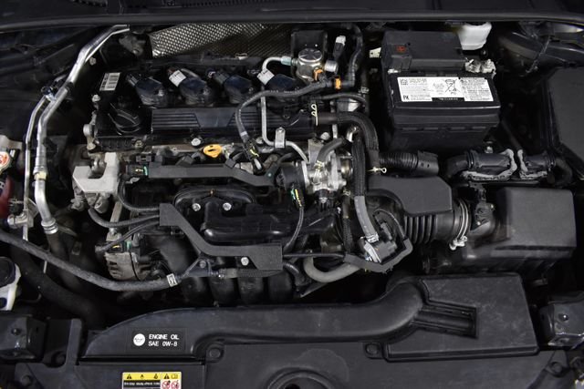 Used 2024  Toyota SE image 19