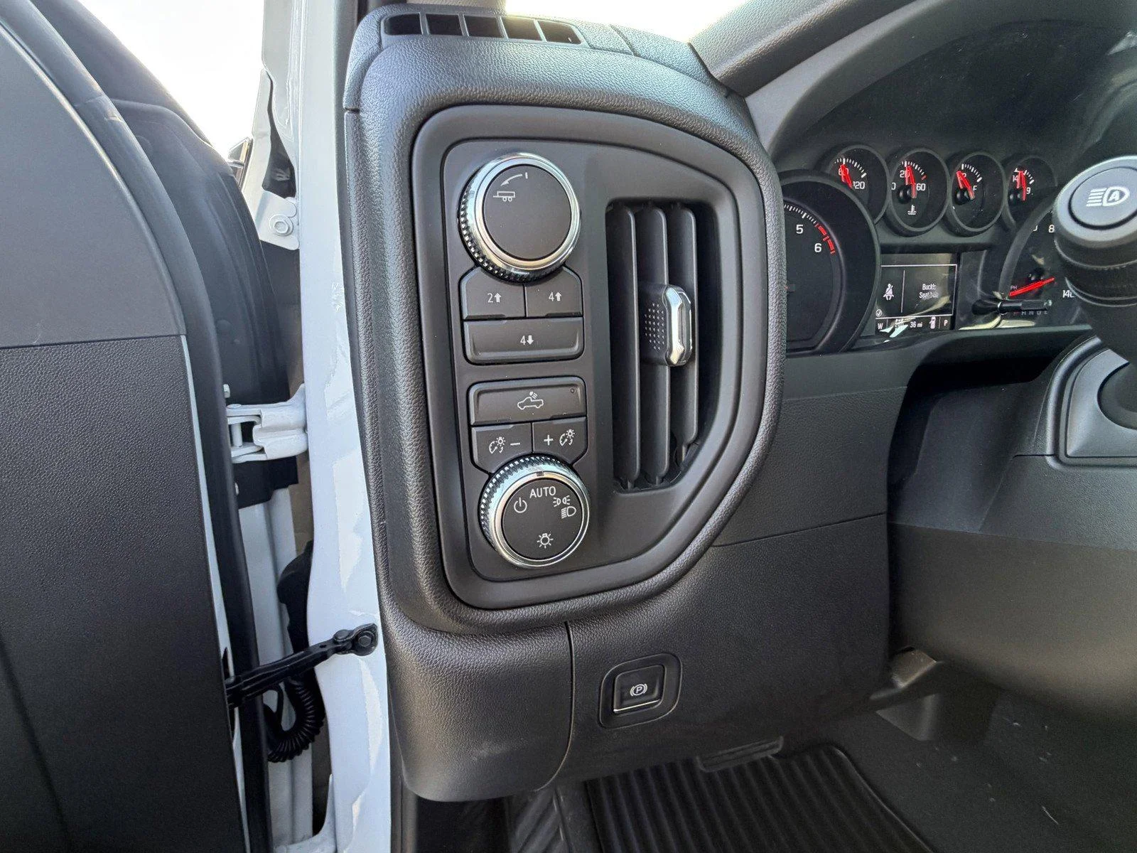 New 2026 Summit White GMC Pro image 18