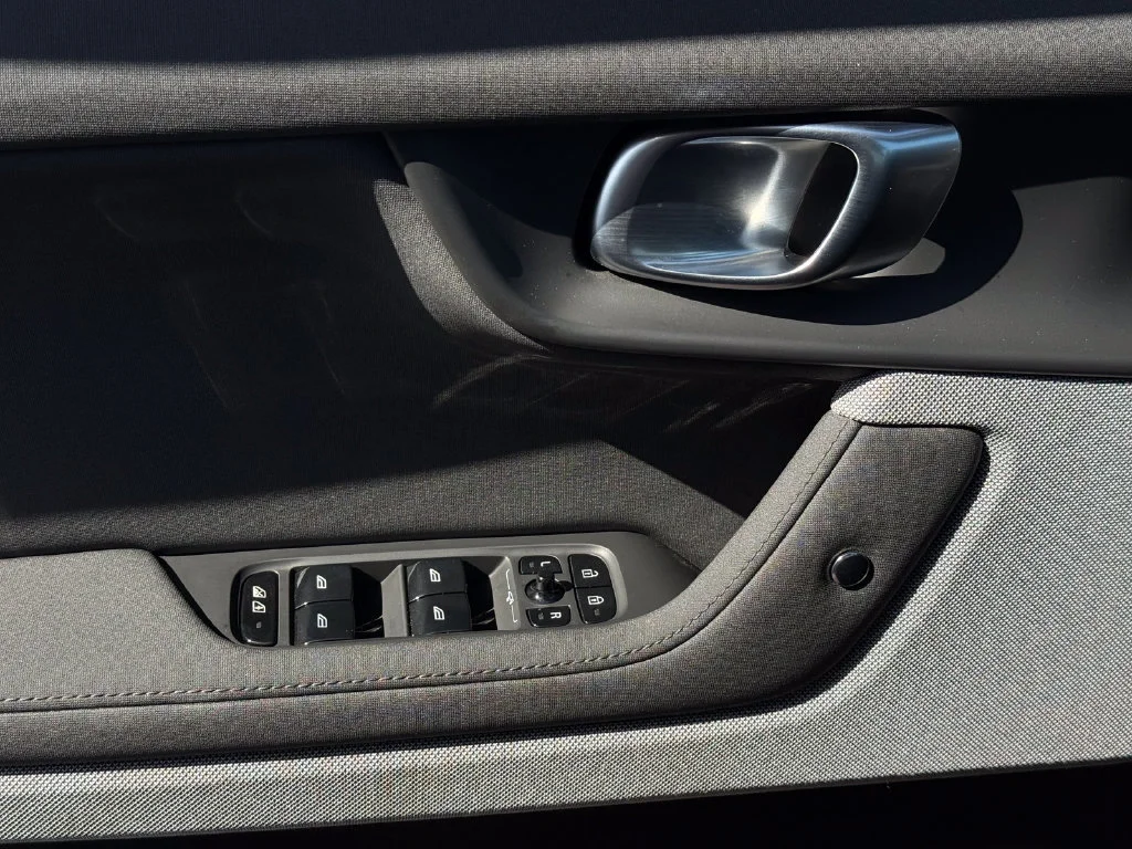 Used 2024  POLESTAR NA image 28