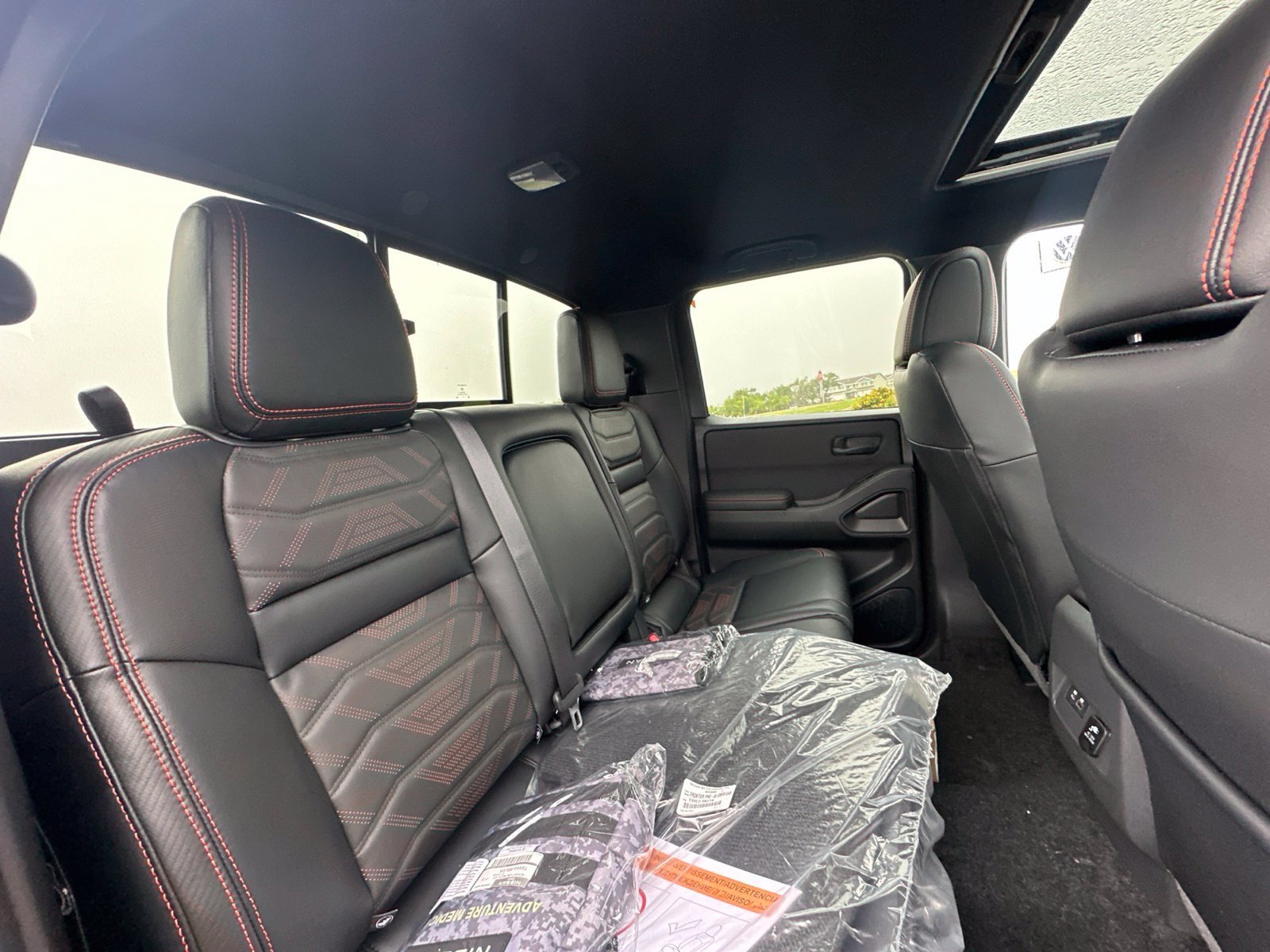 New 2027 Black Nissan PRO-4X image 28
