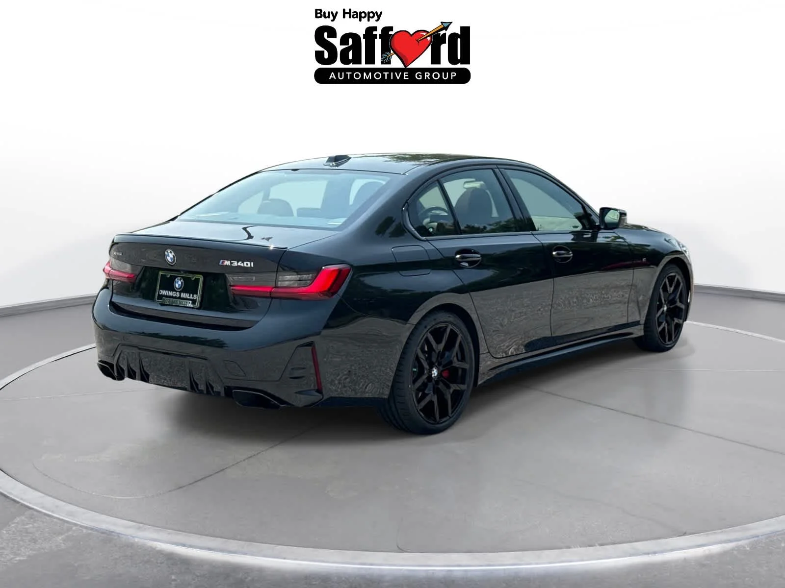 Used 2025 Black Sapphire Metallic BMW M340i xDrive image 17