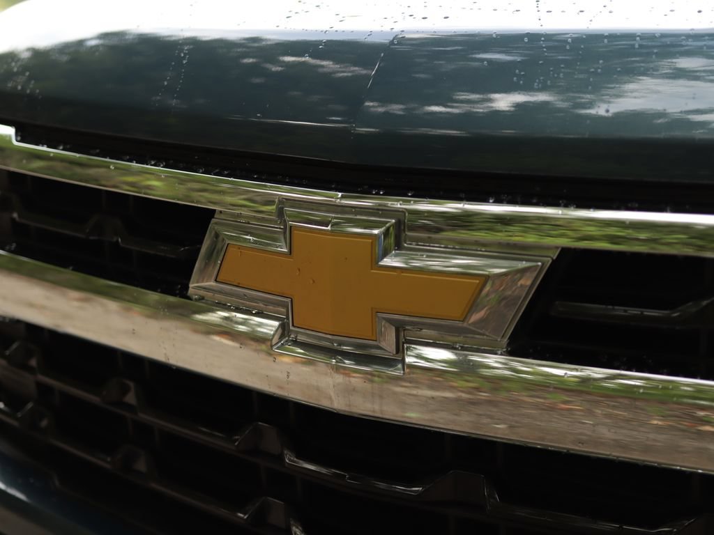 Used 2024 Lakeshore Blue Metallic Chevrolet LT (2FL) image 31