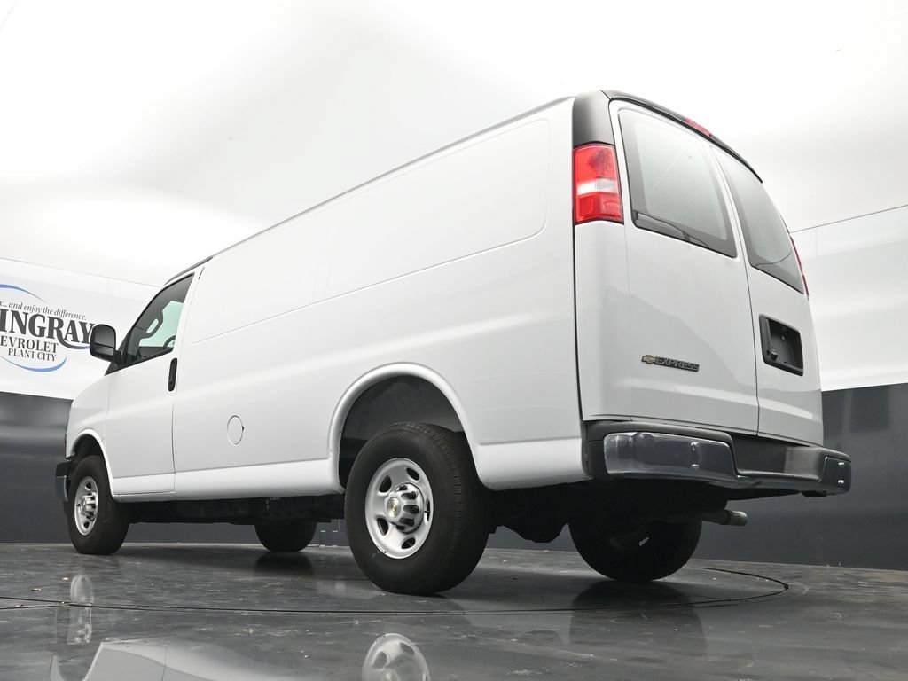 2025 Chevrolet Express Cargo Work Van - Photo 30