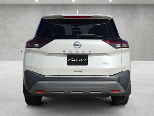 Used 2021 White Nissan SV image 15