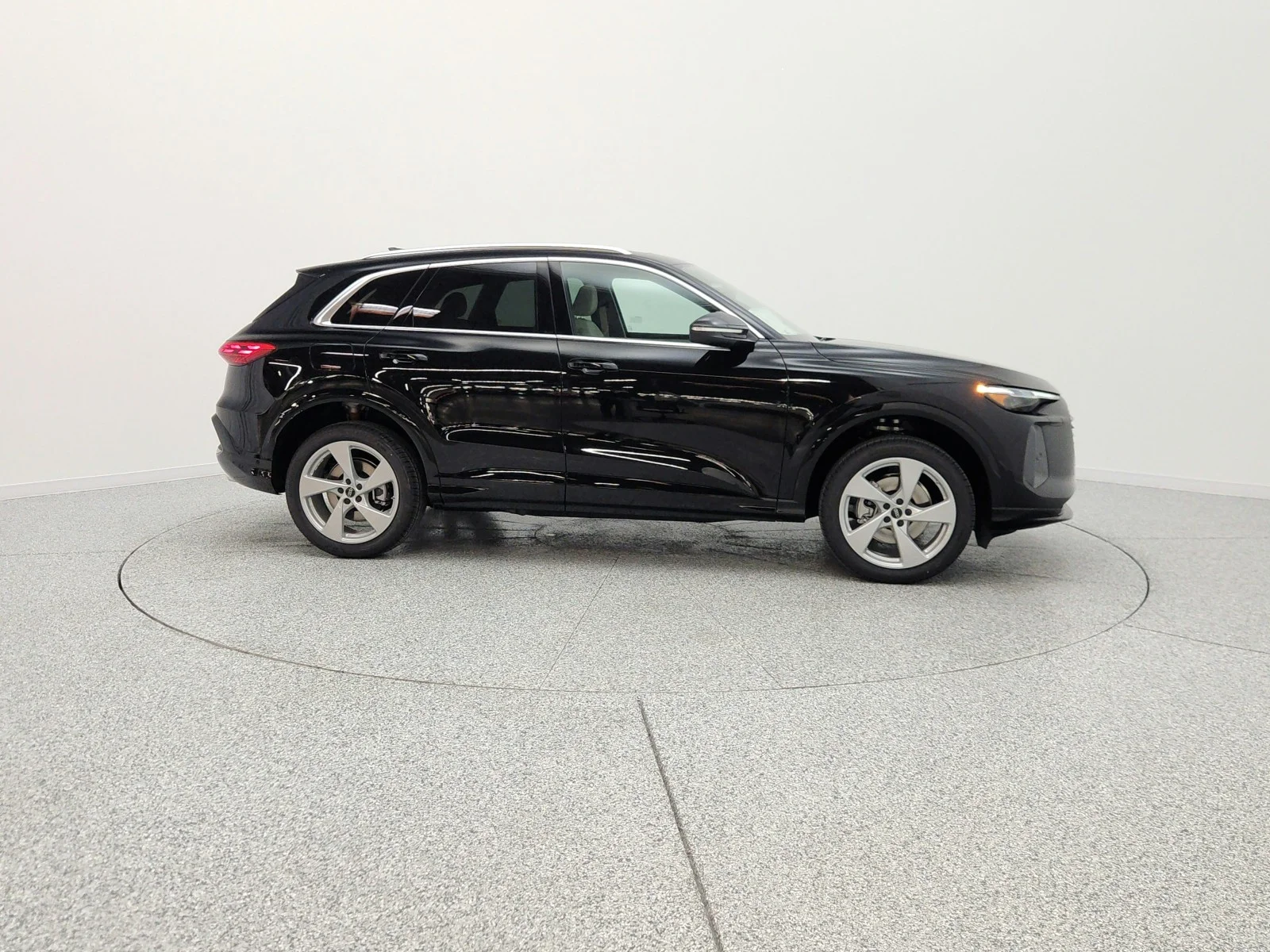 New 2026 Mythos Black Metallic Audi Premium Plus 2.0 TFSI quattro image 4
