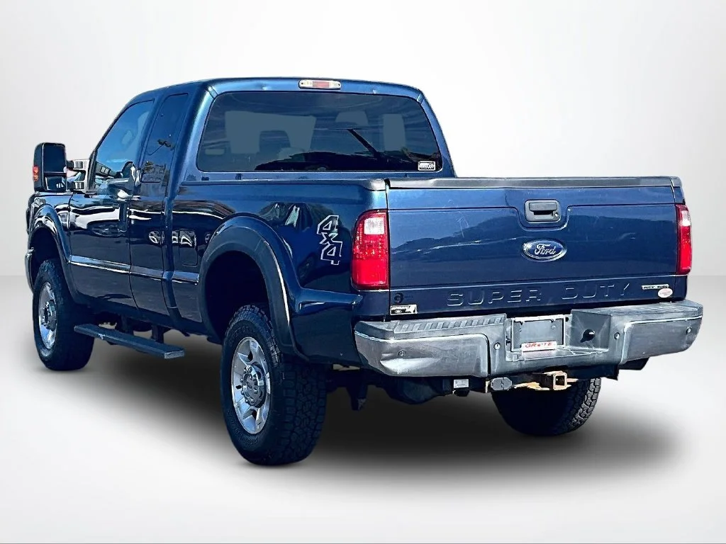 Used 2016 Blue Ford XLT image 10