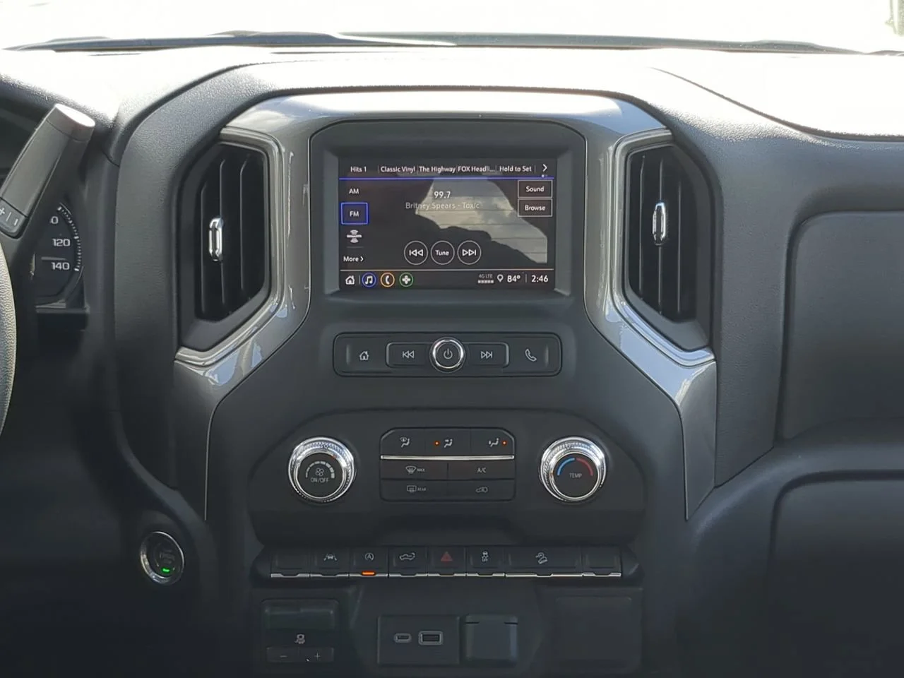 2026 GMC Sierra 1500 Pro - Photo 17