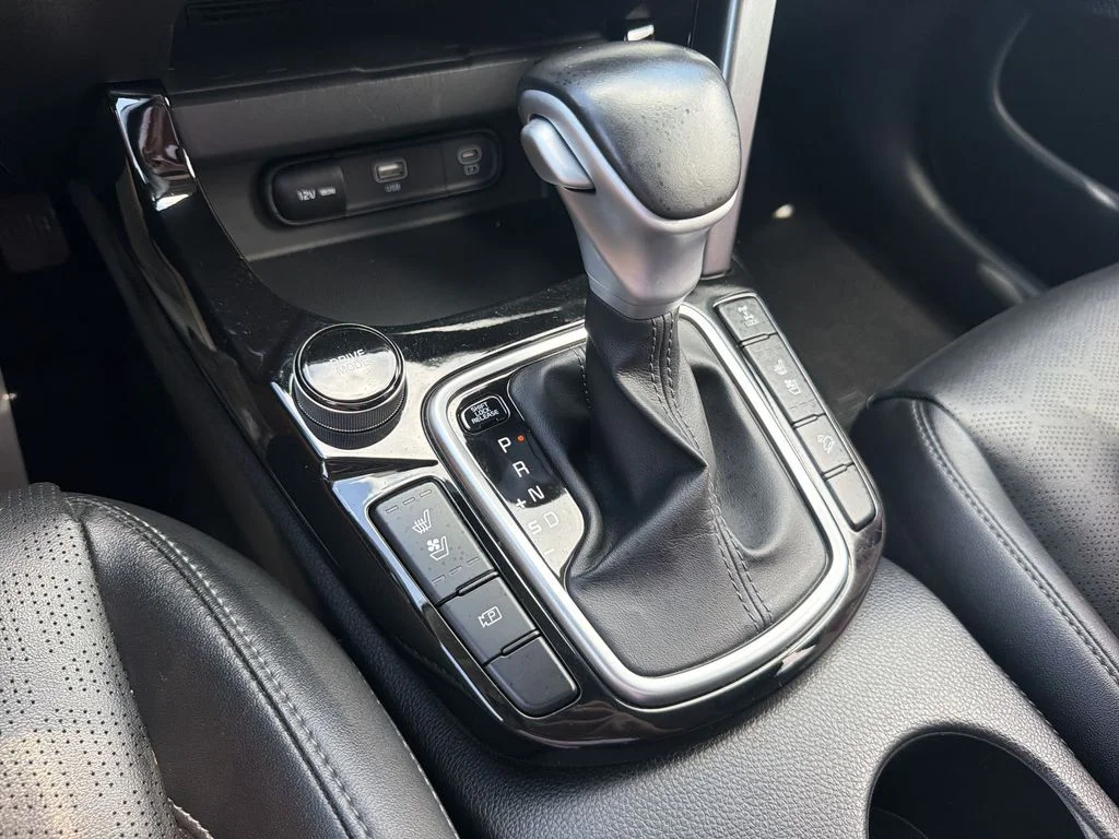 Used 2024 Blue Kia SX image 22