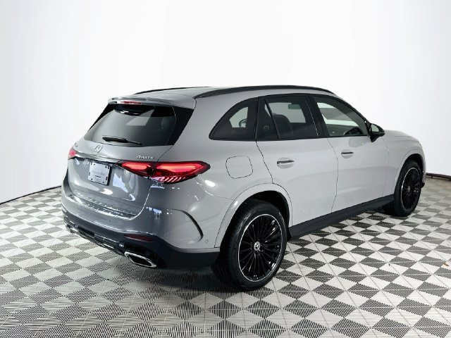 New 2027 MANUFAKTUR Alpine Grey Mercedes-Benz GLC 300 image 7