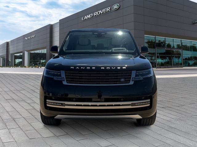 New 2026 Santorini Black Land Rover SE image 8
