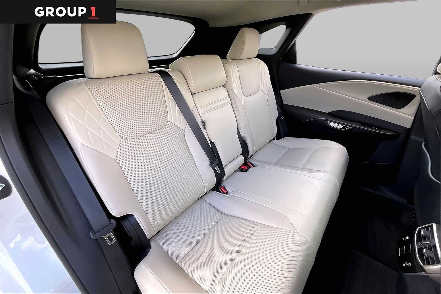Used 2024 Eminent White Pearl Lexus  image 17