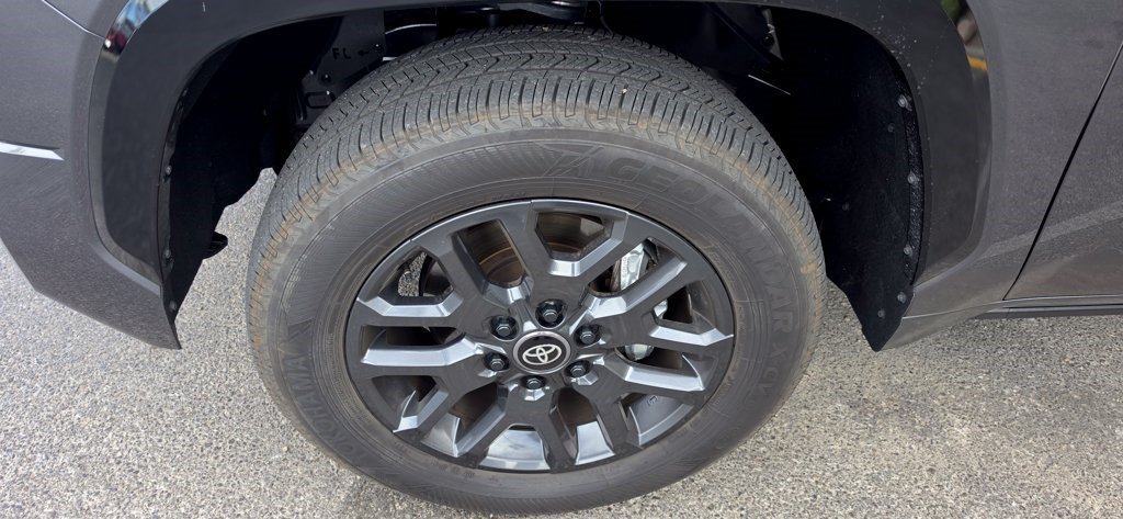 Used 2026 Magnetic Gray Metallic Toyota Platinum image 5