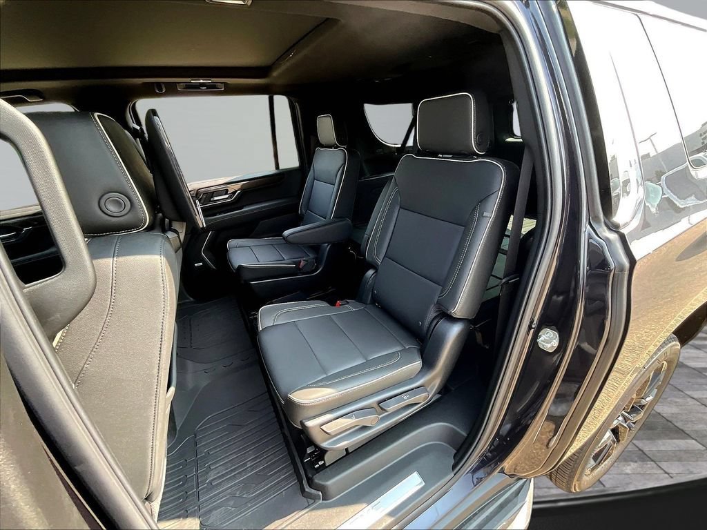 New 2026 Titanium Rush Metallic GMC Elevation image 29