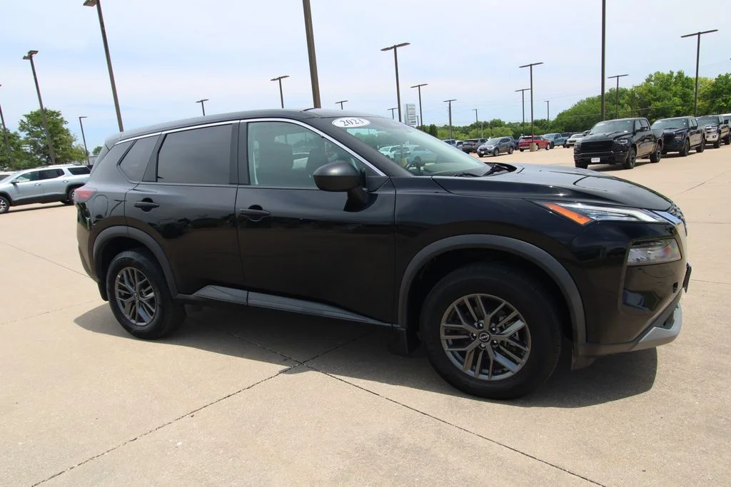 Used 2023 Black Nissan S image 3