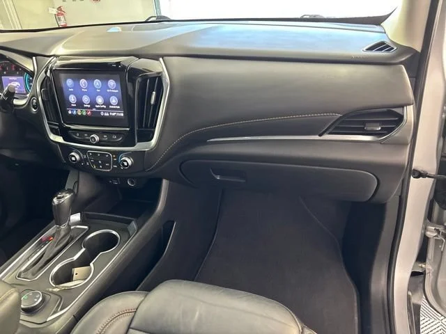 Used 2020 SILVER ICE METALLIC Chevrolet LT Leather image 31