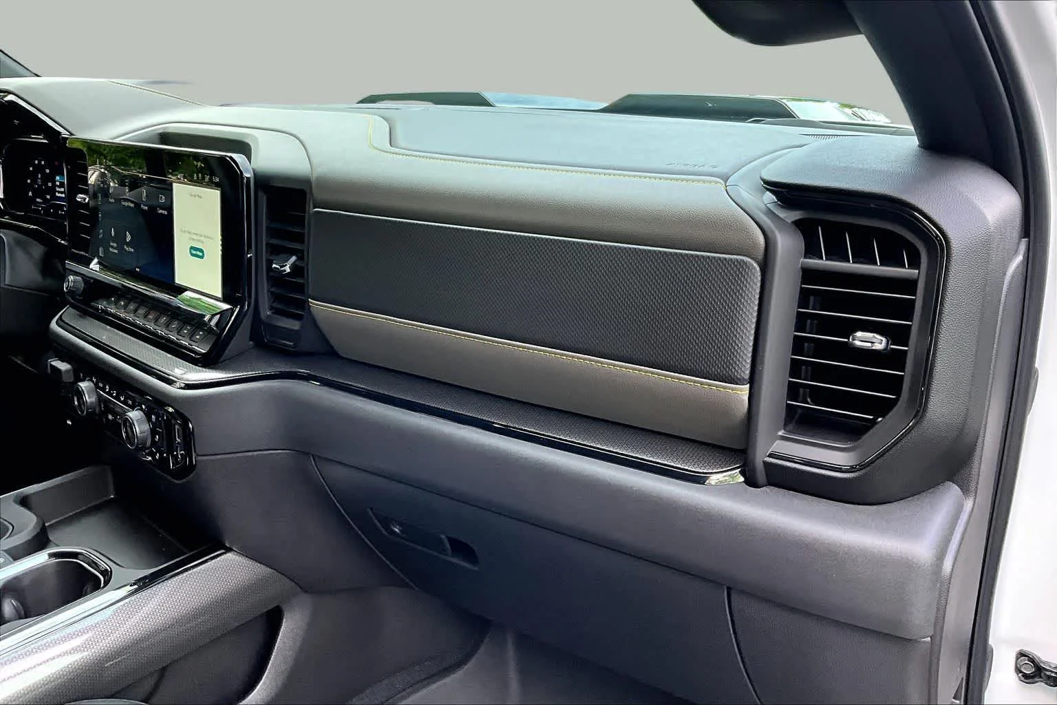 2025 Chevrolet Silverado 1500 ZR2 - Photo 17