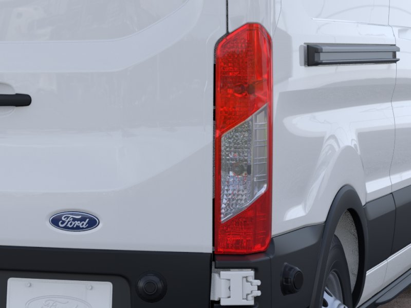 New 2026 Oxford White Ford Cargo Van image 21