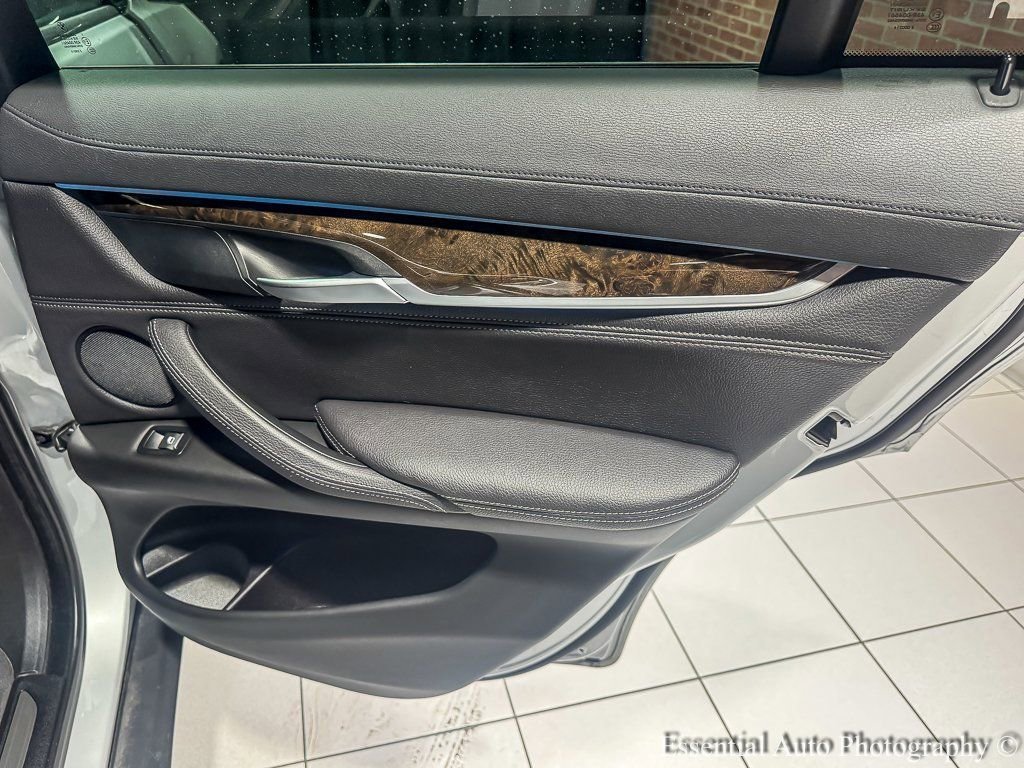 2019 BMW X6 - Image 31