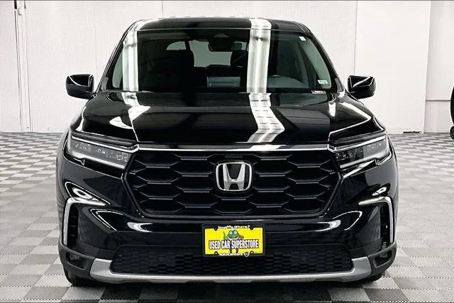 Used 2025 Crystal Black Pearl Honda EX-L image 4