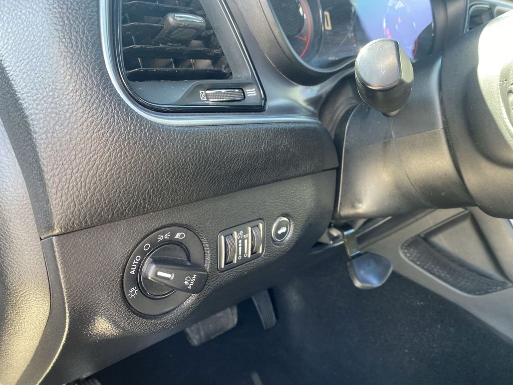 Used 2021 F8 Green Dodge SXT image 17