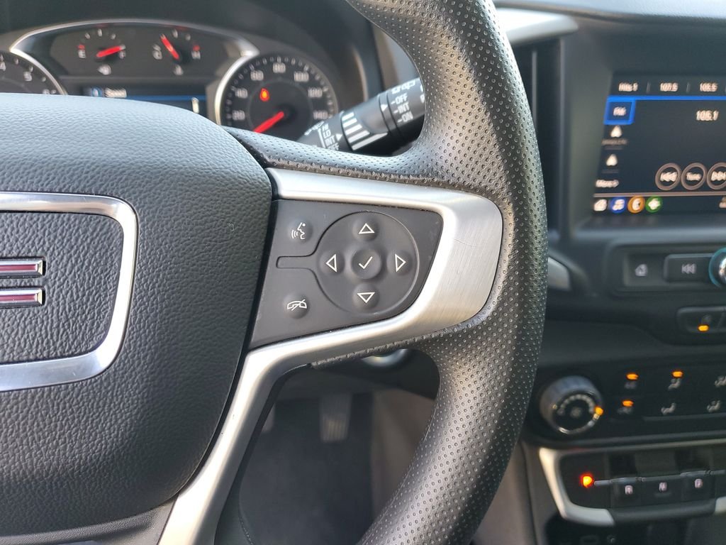 Used 2024 Silver GMC SLE image 23