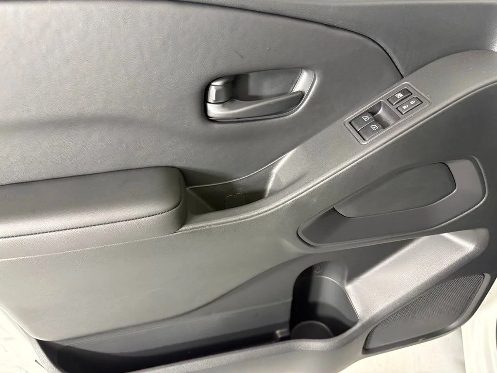 New 2026 Glacier White Nissan King Cab® S image 16