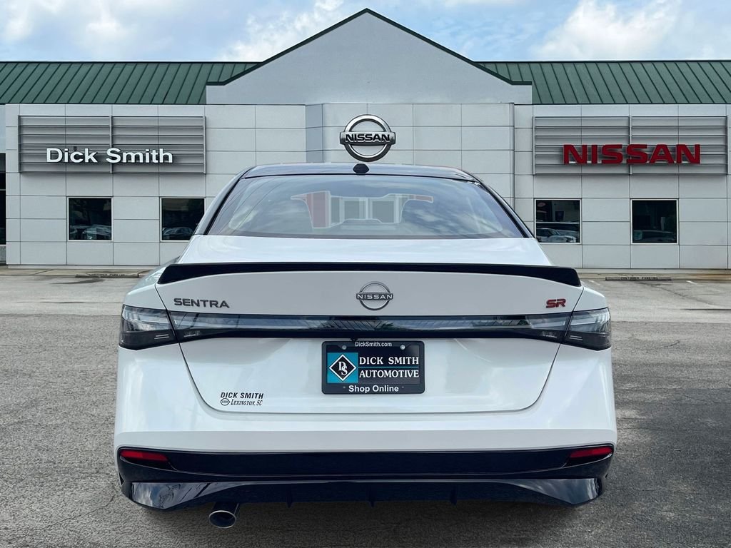 New 2026 Aspen White TriCoat / Super Black Two-tone Nissan SR image 5
