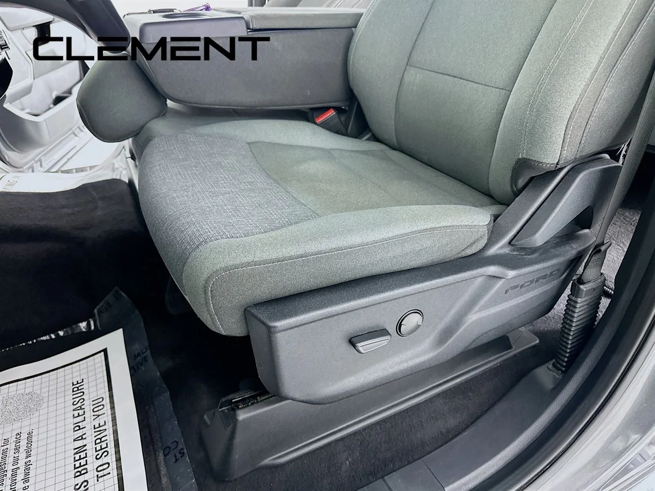 Used 2024  Ford XLT image 27