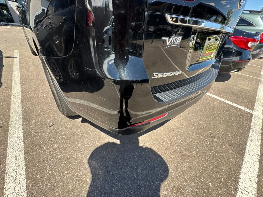 Used 2021 Black Kia LX image 10