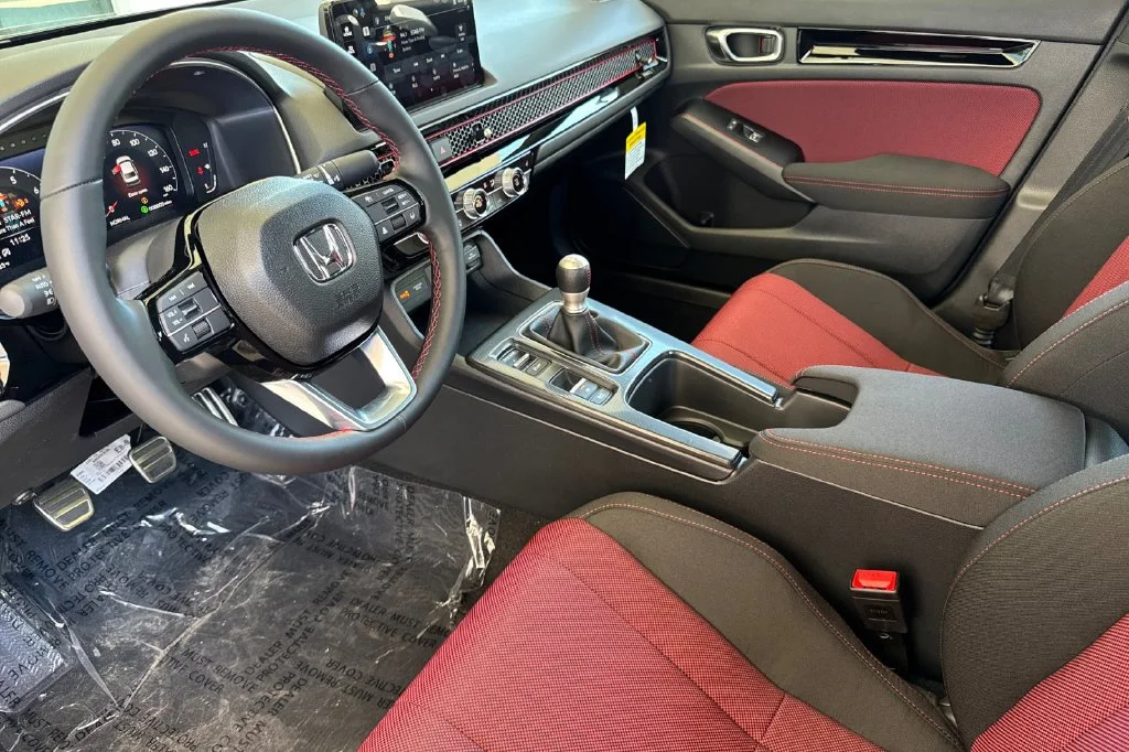 New 2026 Rallye Red Honda  image 9