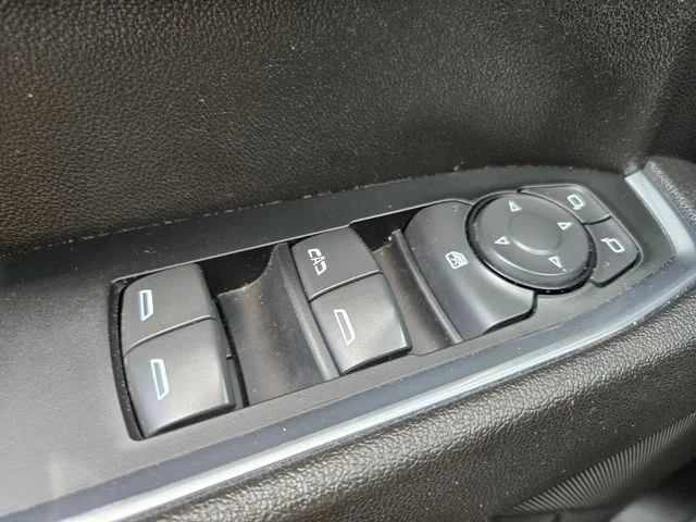 Used 2023 White Chevrolet LT image 38