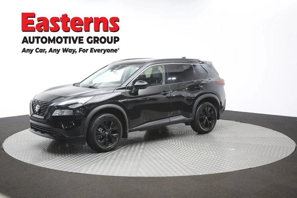 Used 2023 Black Nissan SV image 60