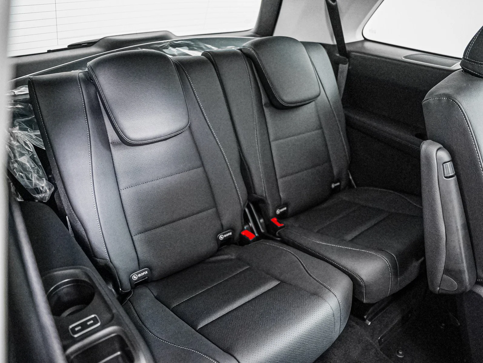New 2026 Black Mercedes-Benz 4MATIC® image 11