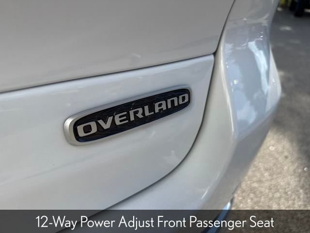 2025 Jeep Grand Cherokee Overland - Photo 13