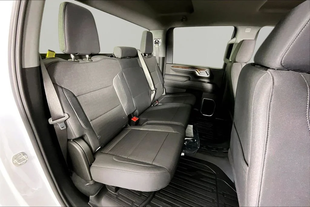 New 2026 Summit White GMC SLE image 11