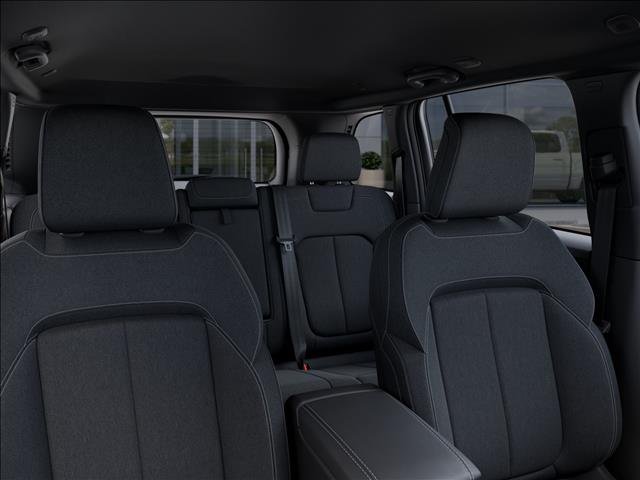 New 2026 Diamond Black Crystal Pearl-Coat Exterior Paint Jeep Laredo 4x4 image 26