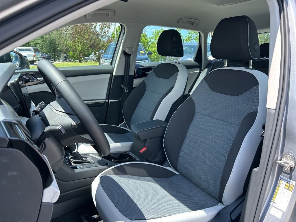 New 2026 Silver Volkswagen 1.5T S image 11