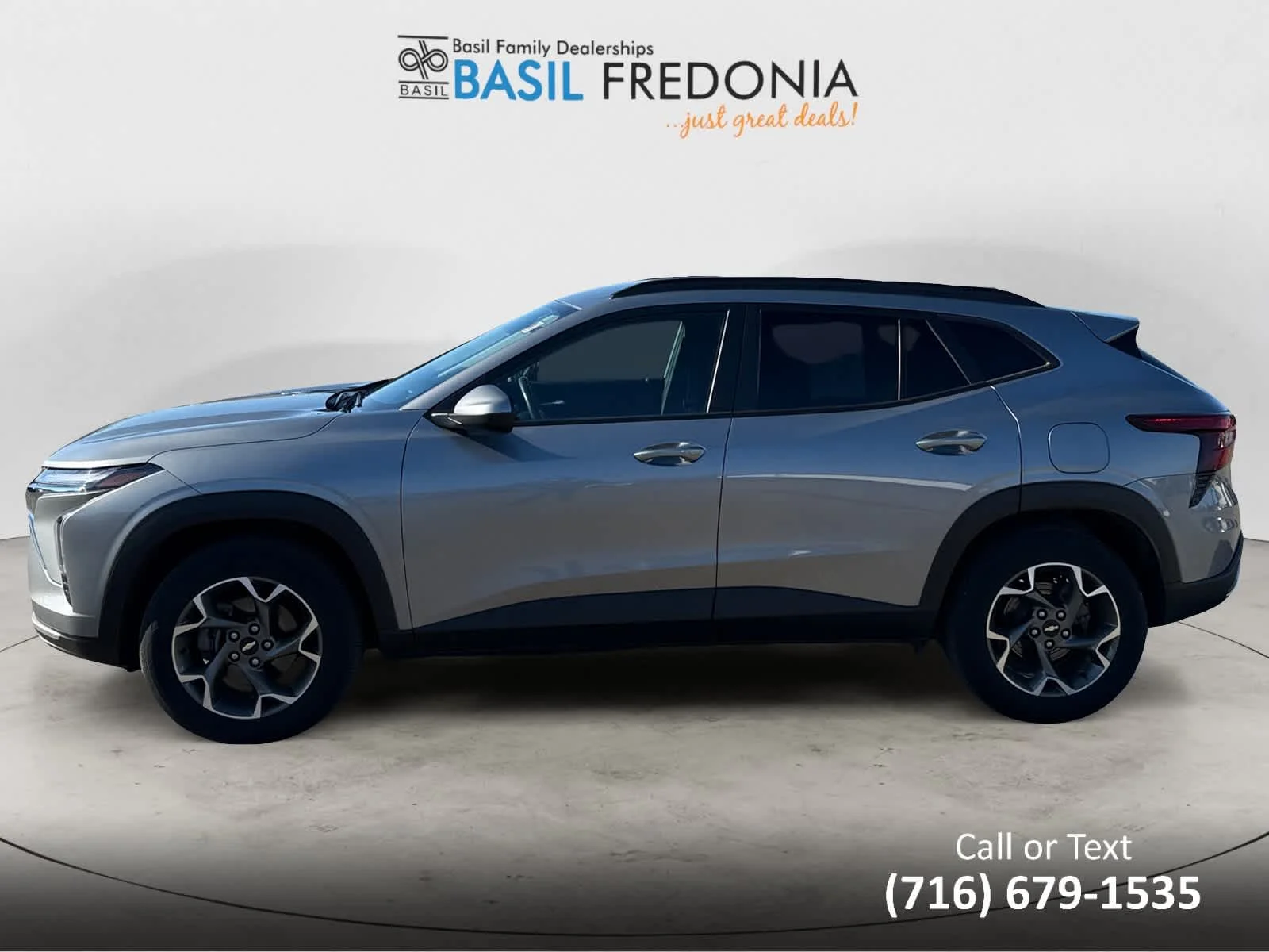 Used 2024 Chevrolet Trax LT with VIN KL77LHE26RC015691 for sale in Fredonia, NY