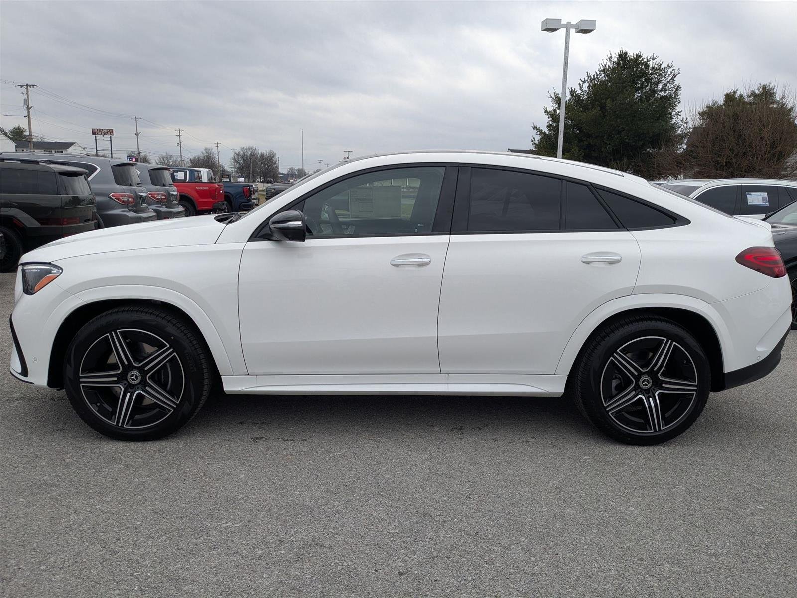 New 2026 Polar White MERCEDES-BENZ GLE 450 image 8