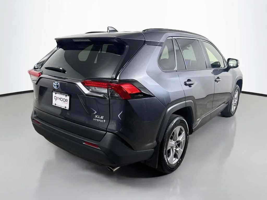 Used 2024 Magnetic Gray Metallic Toyota Hybrid XLE image 7