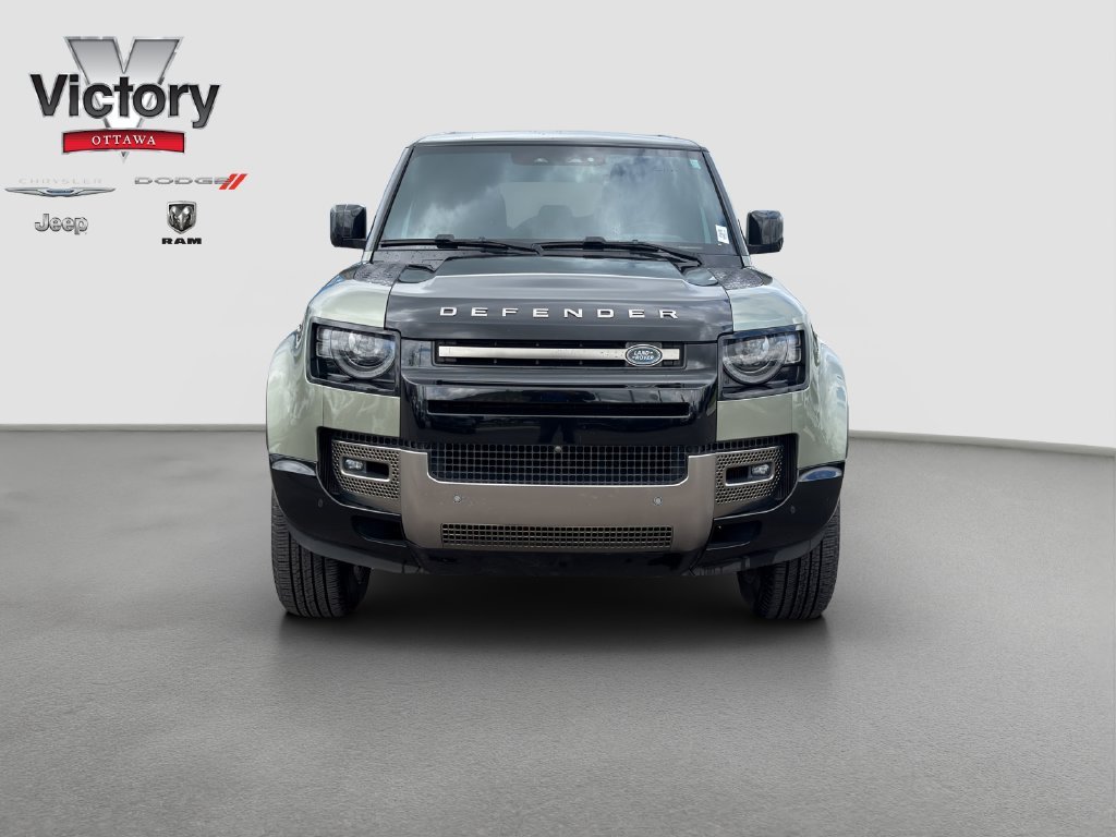 Used 2023  Land Rover X image 2