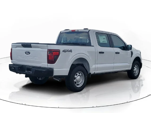 New 2026 Oxford White Ford XL image 5