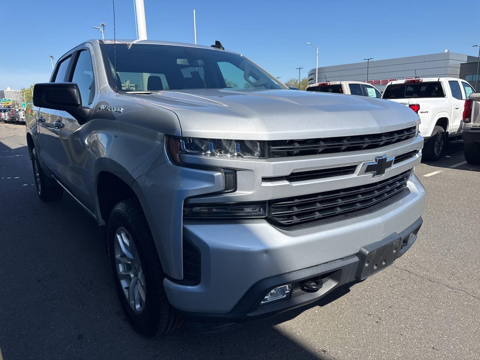 2019 Chevrolet Silverado 1500 RST - Photo 4