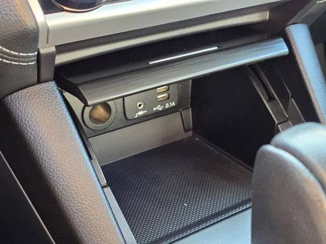 Used 2019 Blue Subaru 2.5i image 33