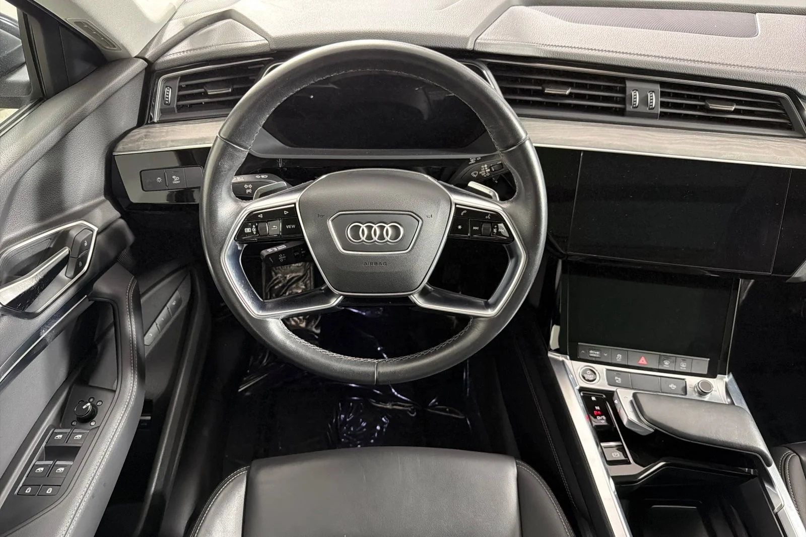 Used 2024 Manhattan Gray Metallic Audi Premium quattro image 13